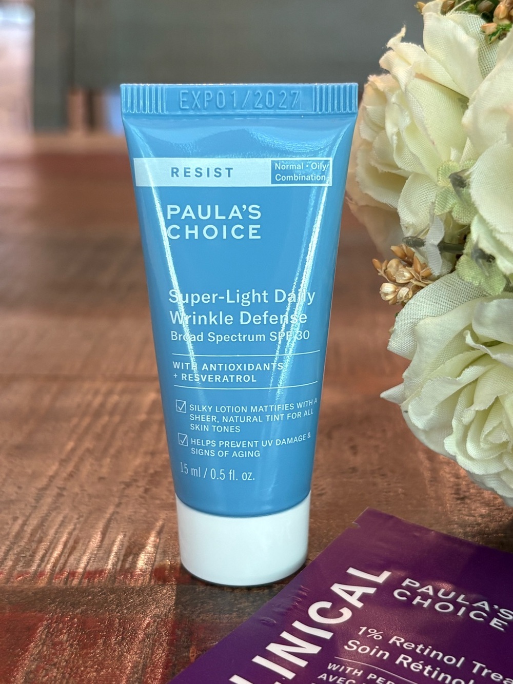 NEW Paula’s Choice RESIST Super-Light Daily WRINKLE DEFENSE SPF 30 + **Bonus**
